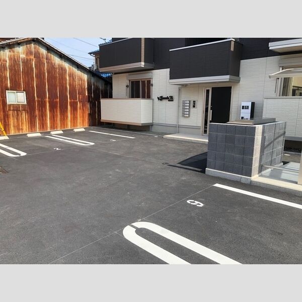 駐車場 (駐車場)