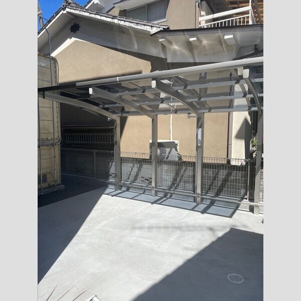現地周辺 (駐輪場)