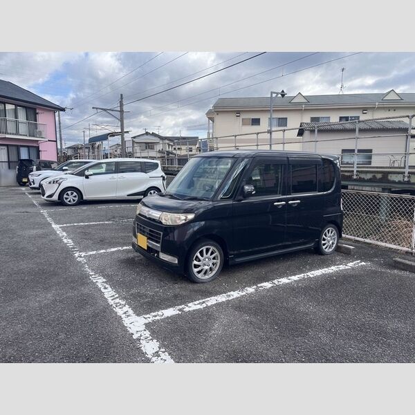 駐車場 (駐車場)