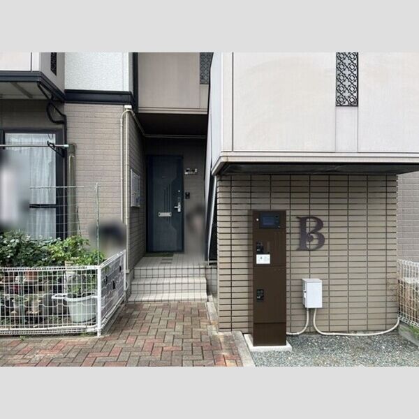 エントランス (エントランス)