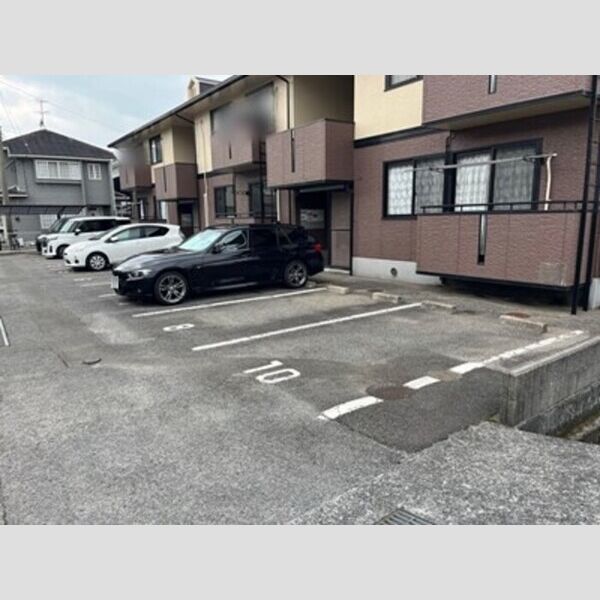 駐車場 (駐車場)