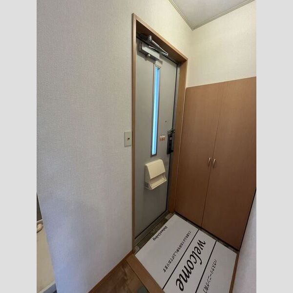 玄関 (玄関)