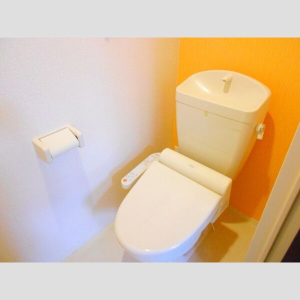 トイレ (温水洗浄暖房便座)