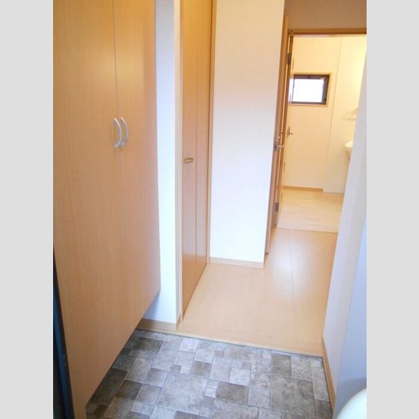 玄関 (B105　玄関)