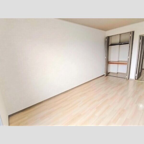 居室・リビング (洋室7.5帖)