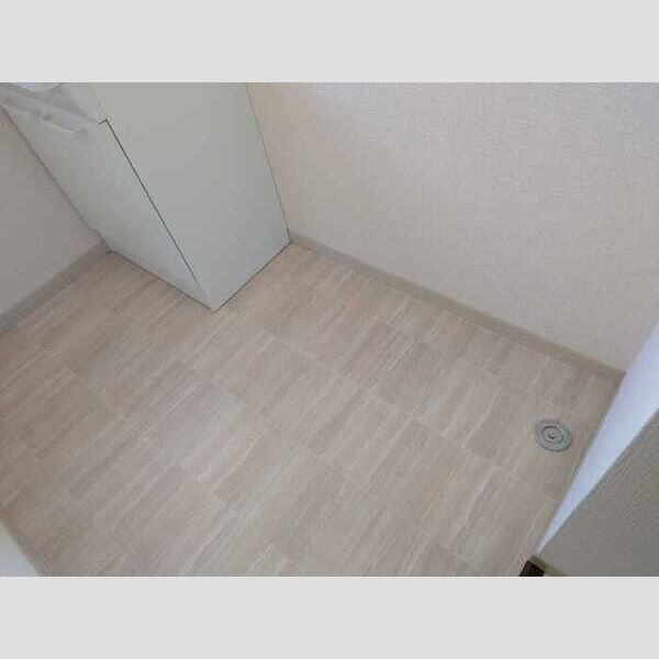 その他 (室内洗濯機置き場)