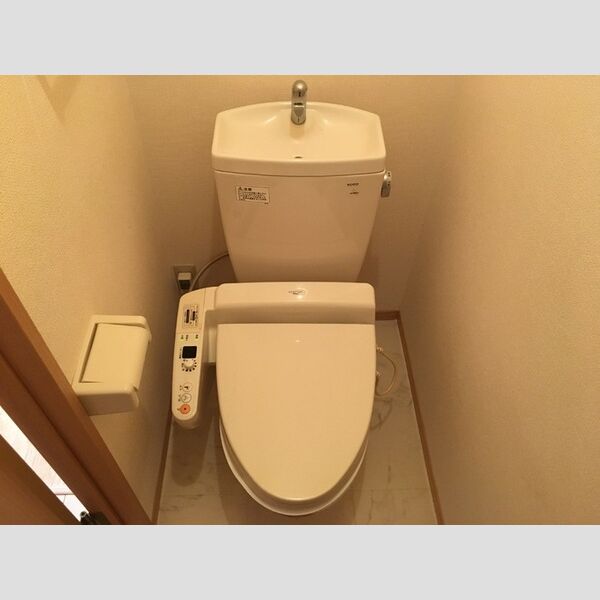 トイレ (温水洗浄暖房便座)