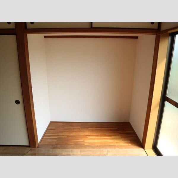 その他 (板の間)