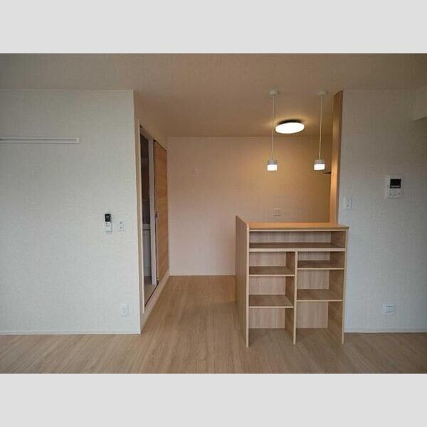 その他 (洋室13.1帖)