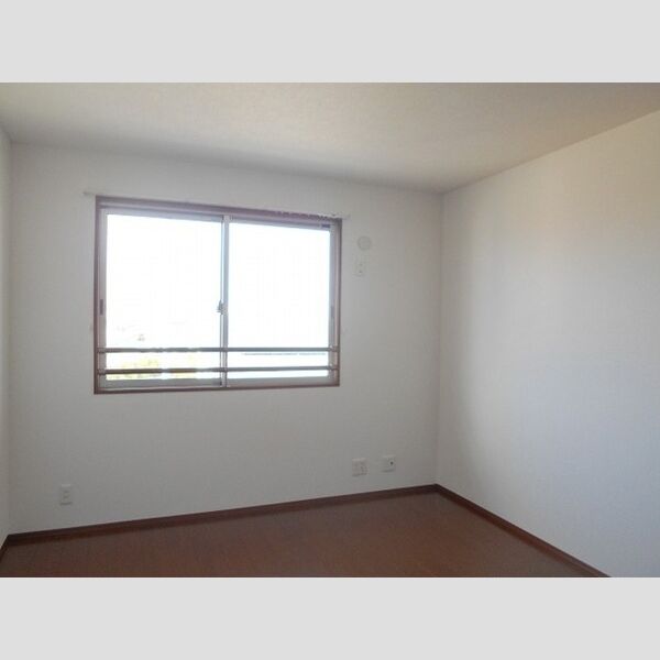 その他 (洋室7帖)