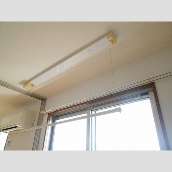 その他 (室内物干し)