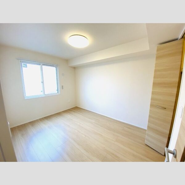 その他 (洋室6.1帖)