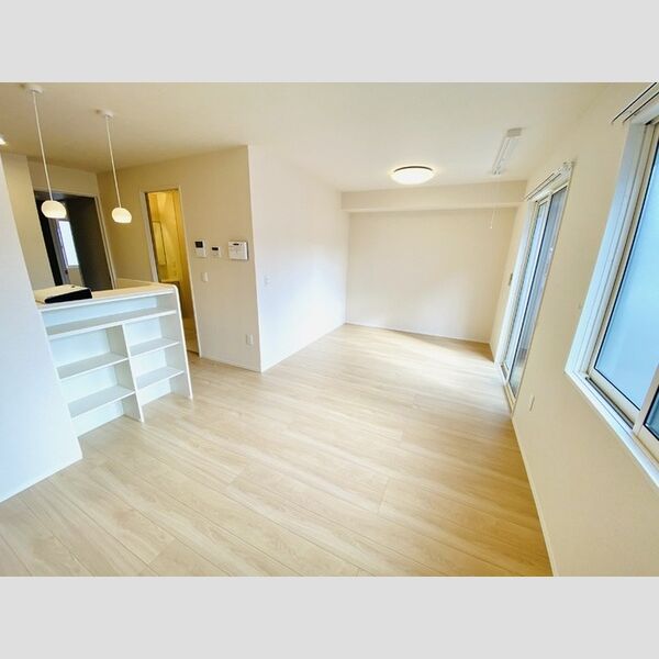 居室・リビング (LDK13.6帖)