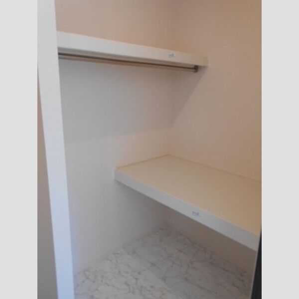 収納 (ウォークインクローゼット)