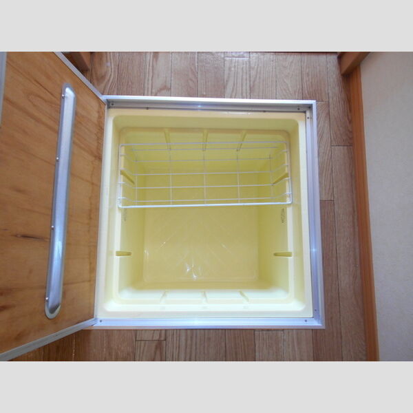 その他 (床下収納)