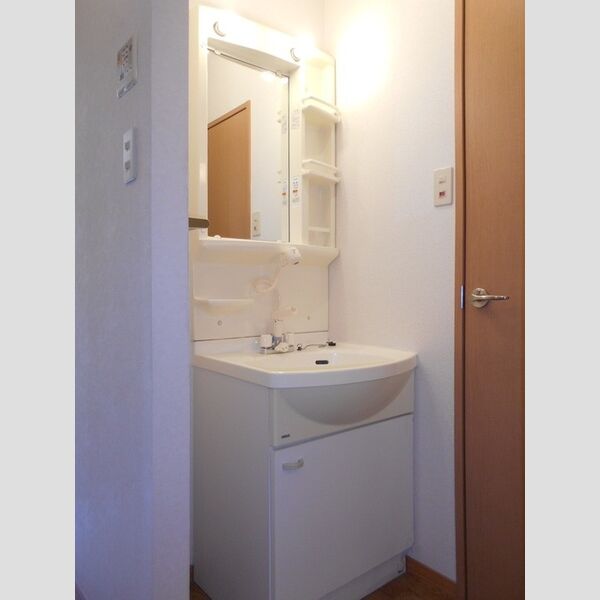 洗面所 (洗髪洗面化粧台)