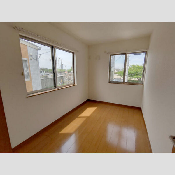 その他 (2F　北西洋室5.1帖)