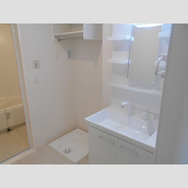 洗面所 (洗髪洗面化粧台)