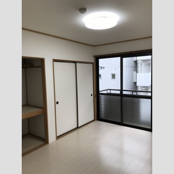 その他 (南洋室)