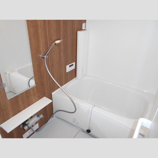 バス (A202　浴室)