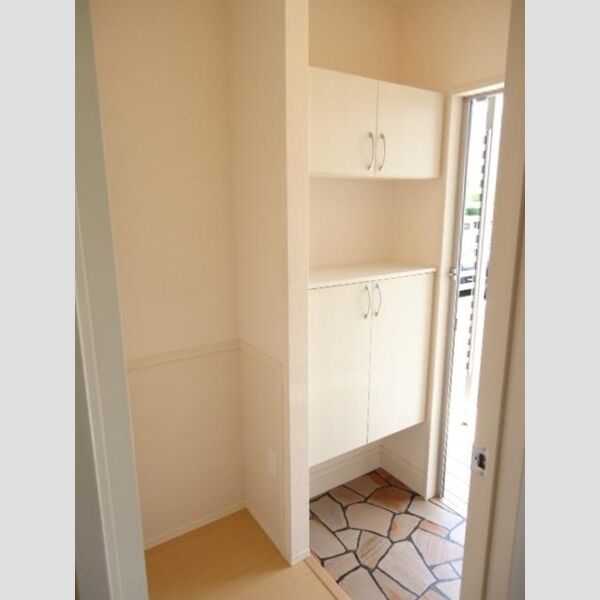 玄関 (玄関(シューズボックス))