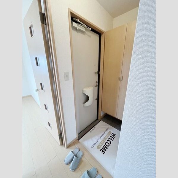 玄関 (玄関)