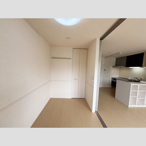 その他 (洋室4帖)