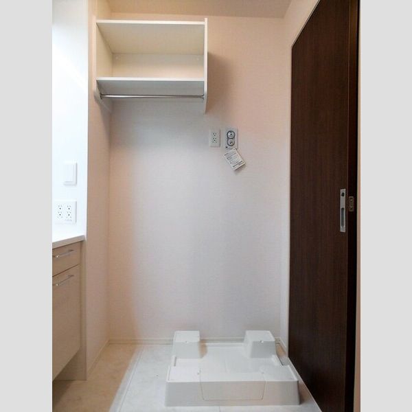 その他 (室内洗濯機置場)