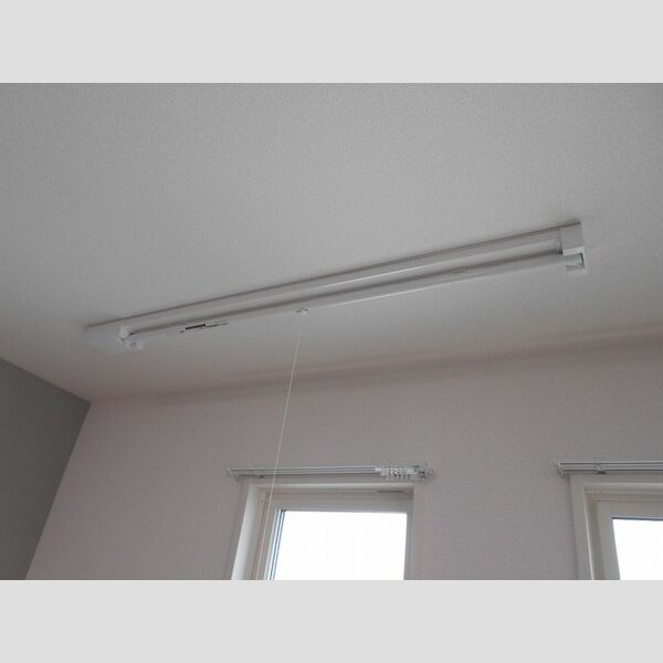 その他 (室内物干し)