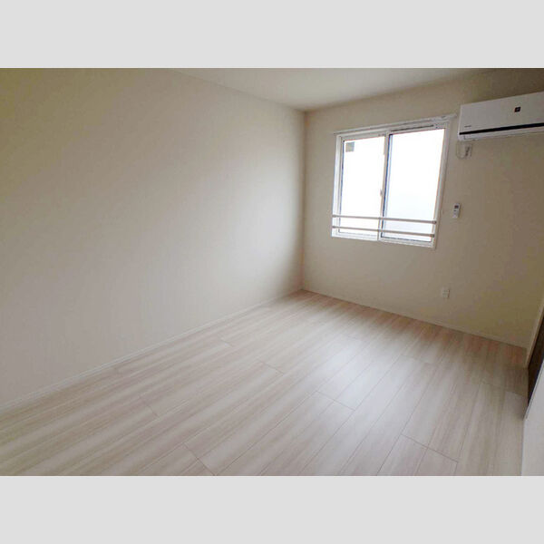 その他 (北西洋室6.5帖)