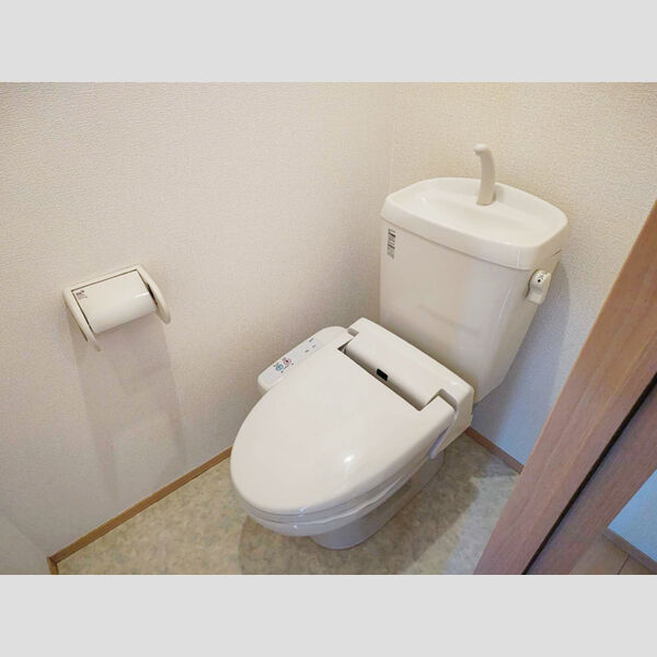 トイレ (温水洗浄暖房便座)