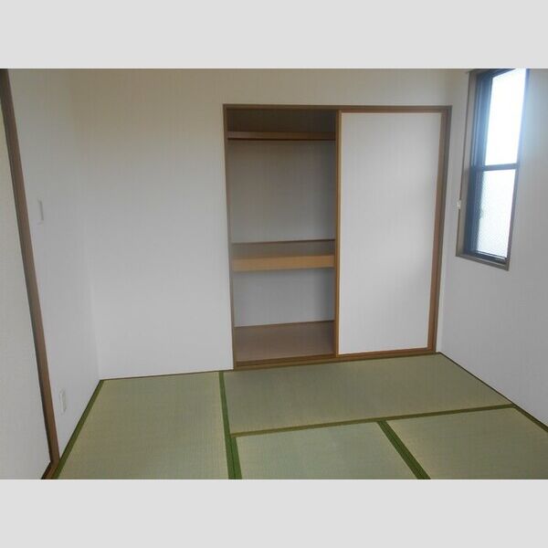 その他 (和室6帖)