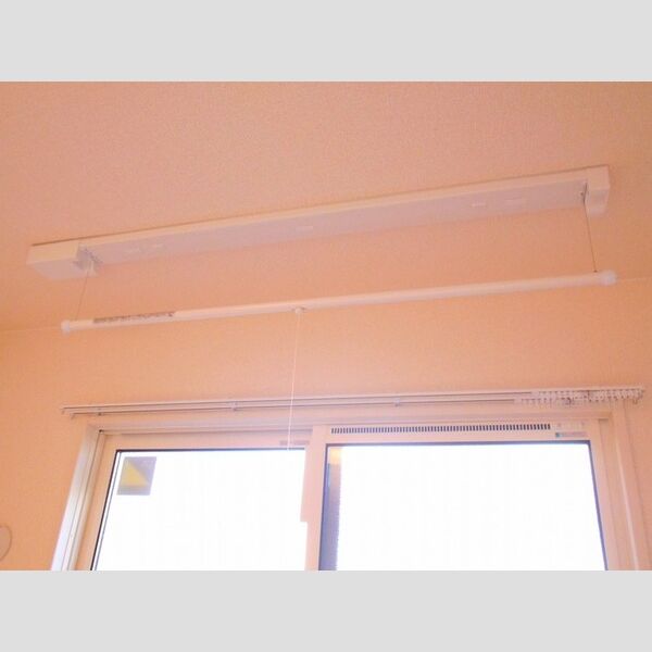 その他 (室内物干し)