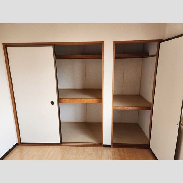収納 (物入)