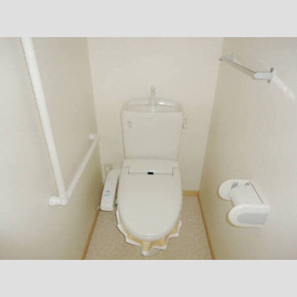 トイレ (A101温水洗浄便座)