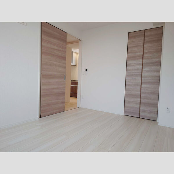 その他 (洋室6帖)