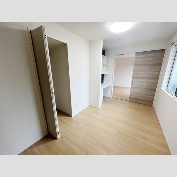 その他 (洋室5.7帖)