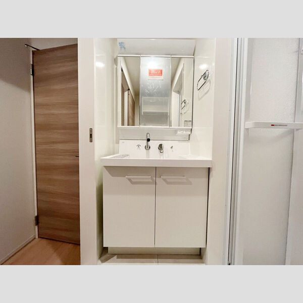 洗面所 (洗髪洗面化粧台)