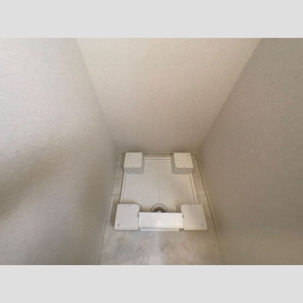 その他 (室内洗濯機置場)