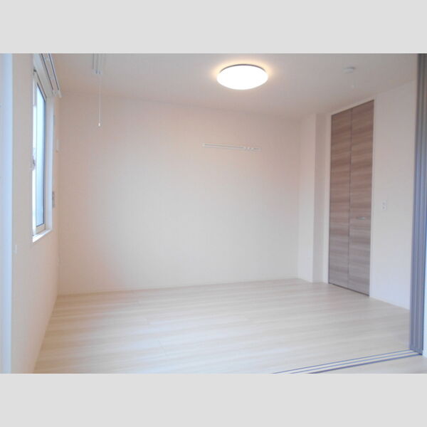 その他 (102 洋室)