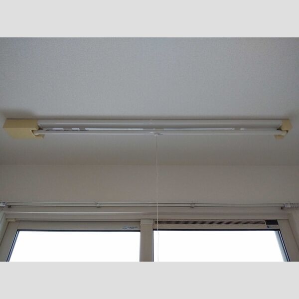 その他 (室内物干し)