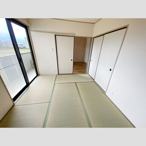 その他 (東和室6帖)