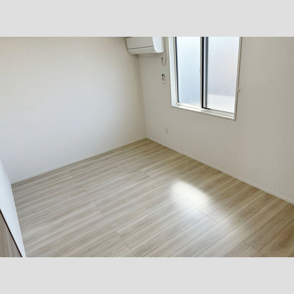 その他 (洋室7.6帖)