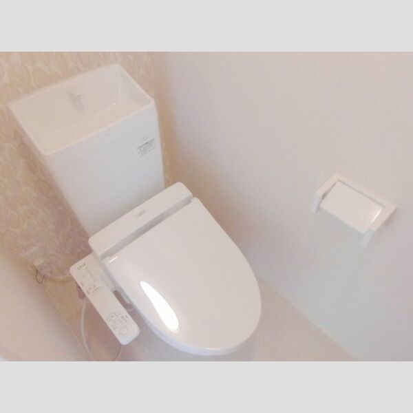 トイレ (102　温水洗浄暖房便座)