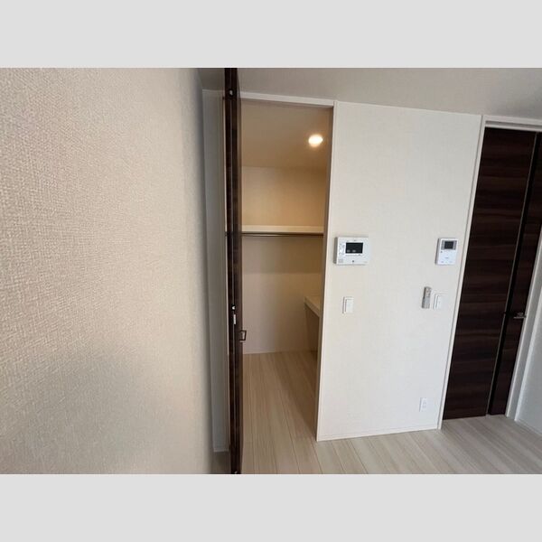 収納 (ウォークインクローゼット)