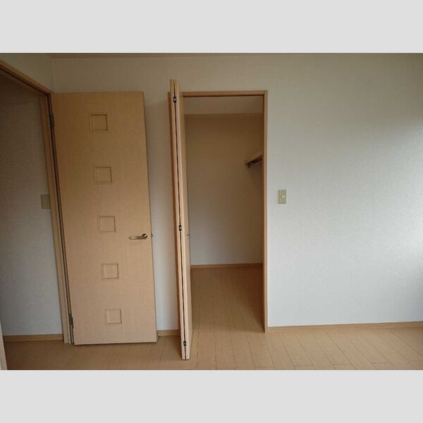 その他 (北西洋室6帖)