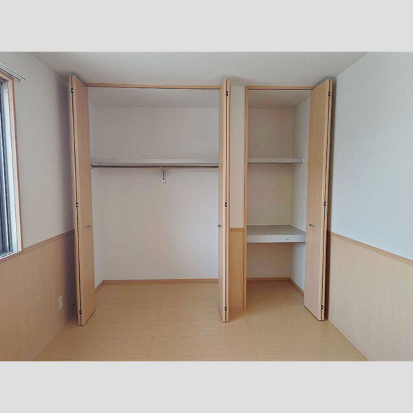 収納 (クローゼット・物入)
