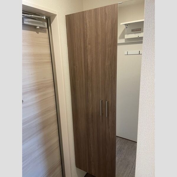 玄関 (玄関)