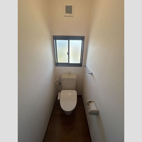 トイレ (温水洗浄暖房便座)