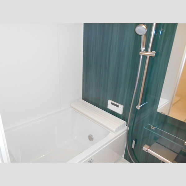 バス (203　浴室)